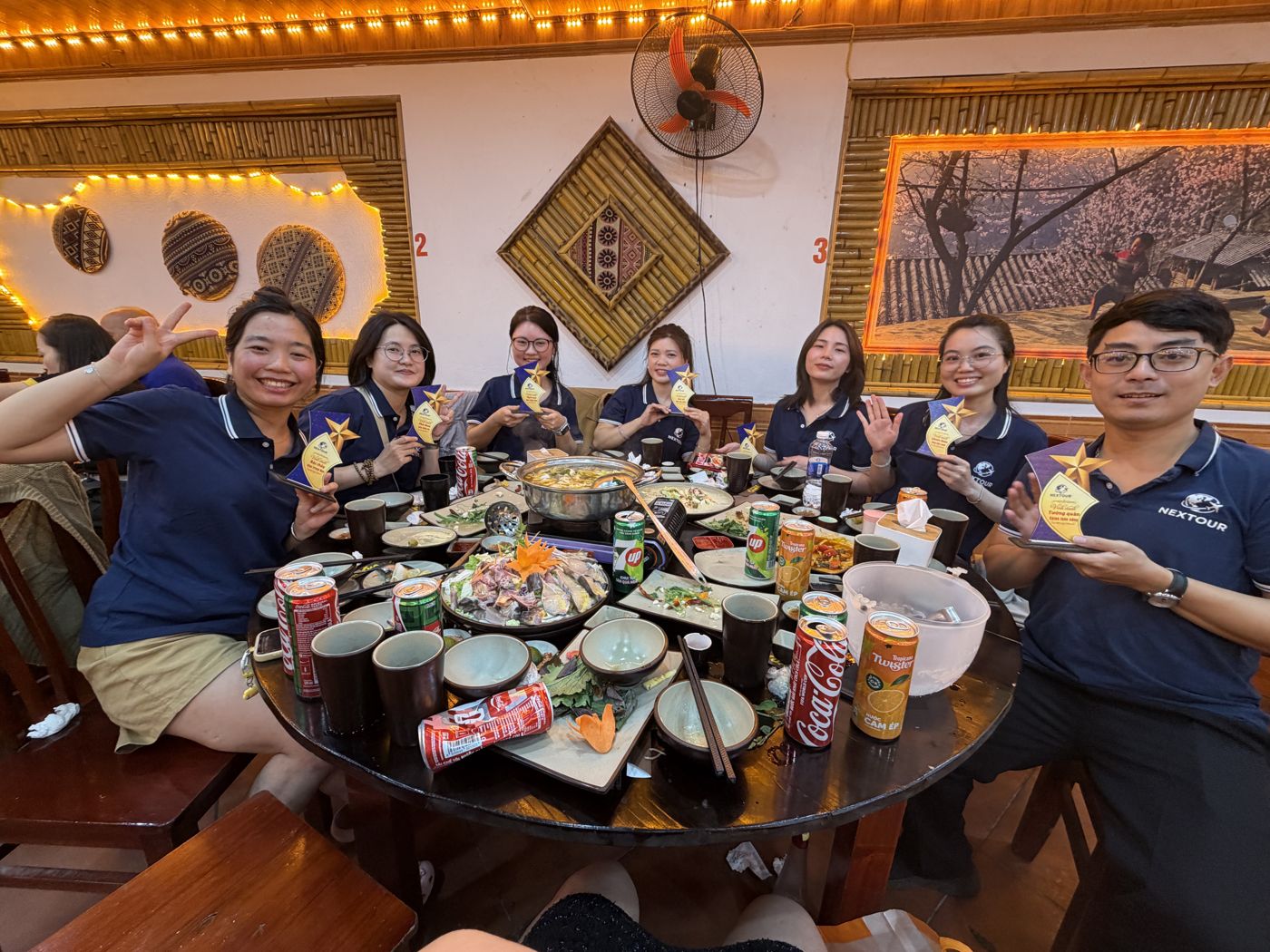 Bữa tối gắn kết của cả công ty